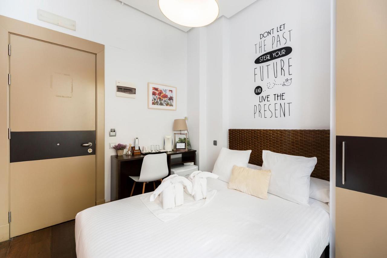 Madrid House Rooms Bagian luar foto