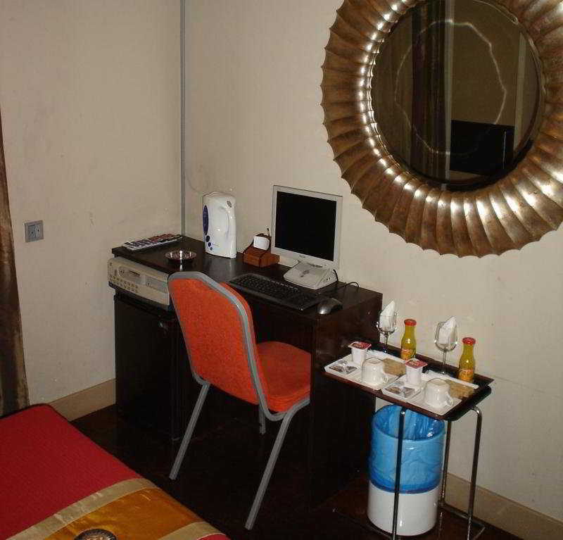 Madrid House Rooms Bagian luar foto
